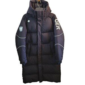 Descente Germany Team Long Puffer Coat Size XL Black Jacket With Hood & Pockets